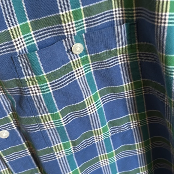 100% cotton Eddie Bauer plaid button down - Picture 4 of 6